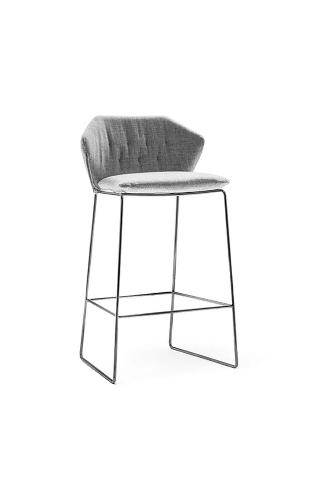 Стул барный New York Stool от Saba — Фотография 1